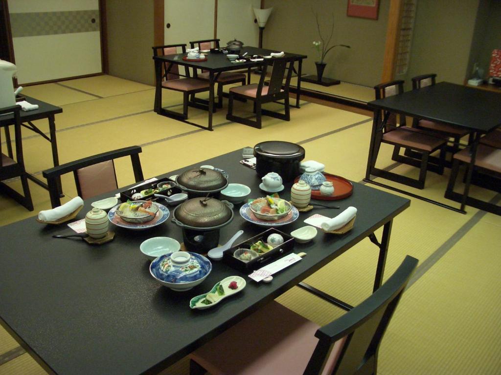 Hotelyamadaya Dining Room Tatami Table