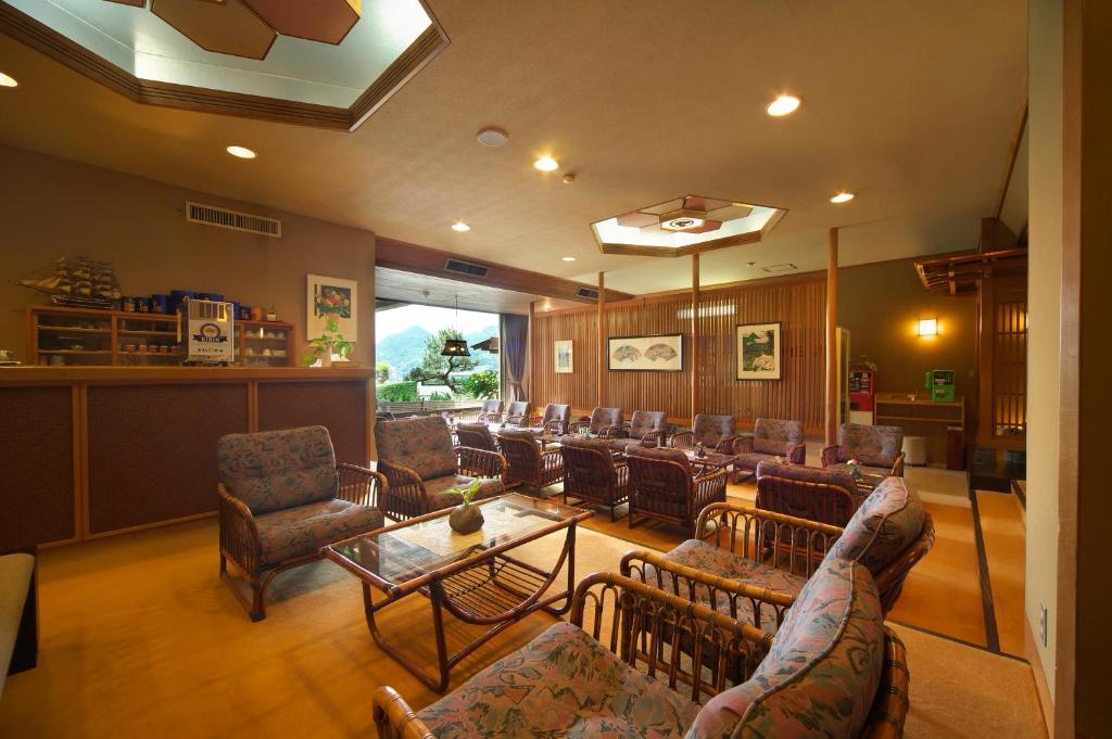 Hotelyamadaya Lobby Seating Area