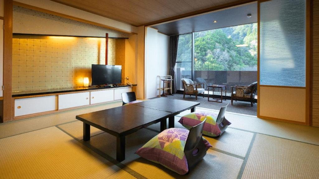 Hotelyunomoto Tatami Room Tea Table View