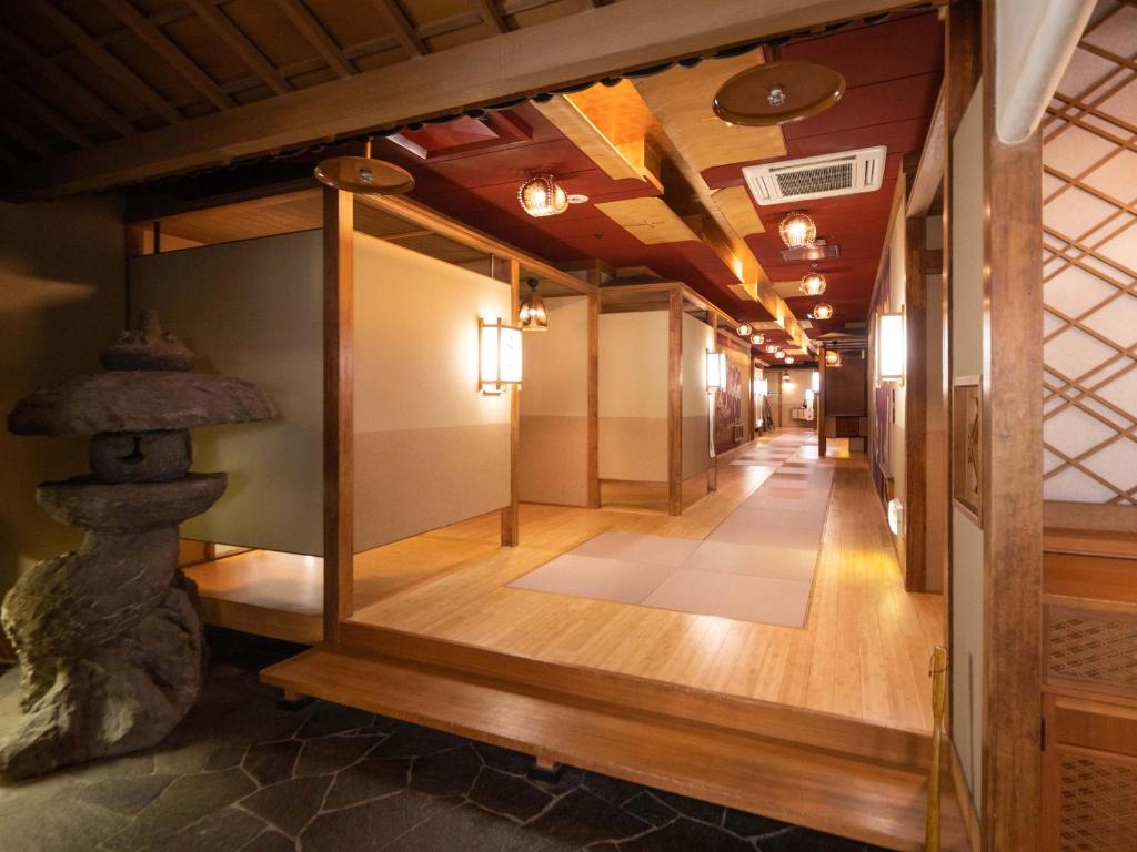 Hotspringresortmatsunoi Hallway