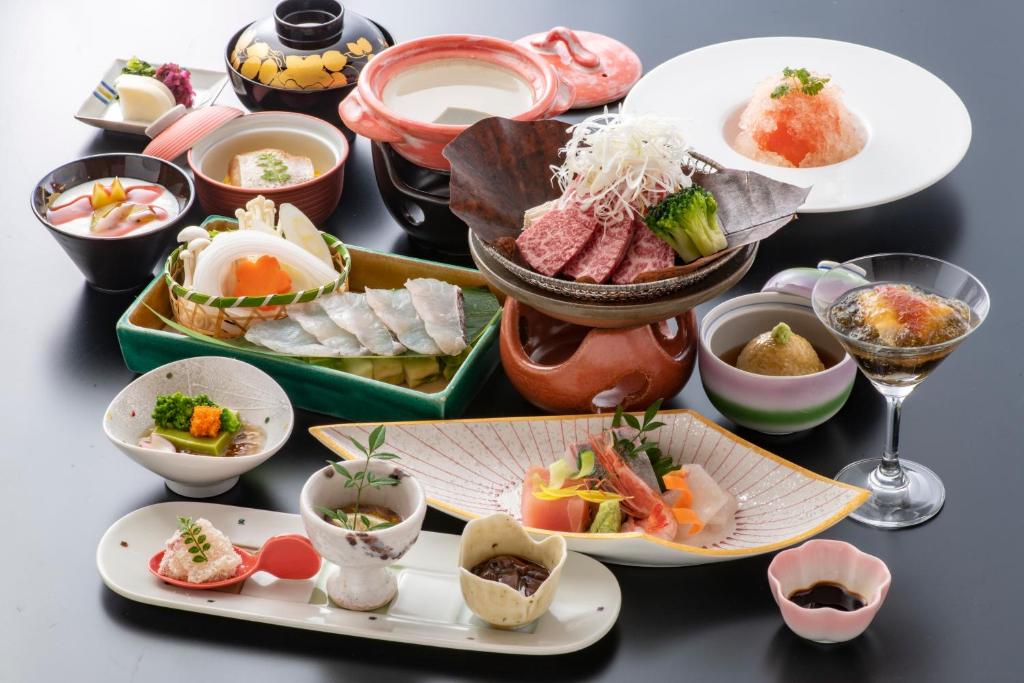 Houshi Ryokan Kaiseki Meal