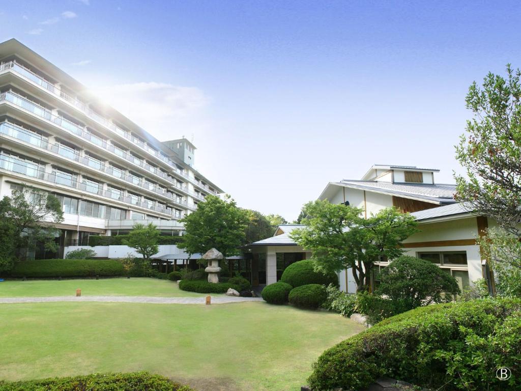 Hyoe Koyokaku Exterior Garden