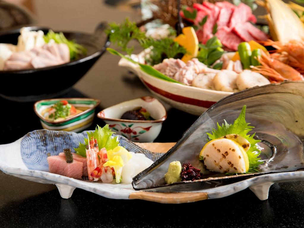 Hyoe Koyokaku Kaiseki Dishes