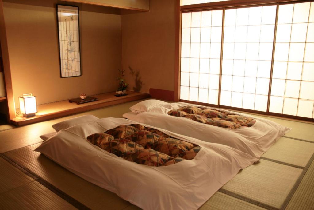 Hyoe Koyokaku Traditional Tatami Room Futons