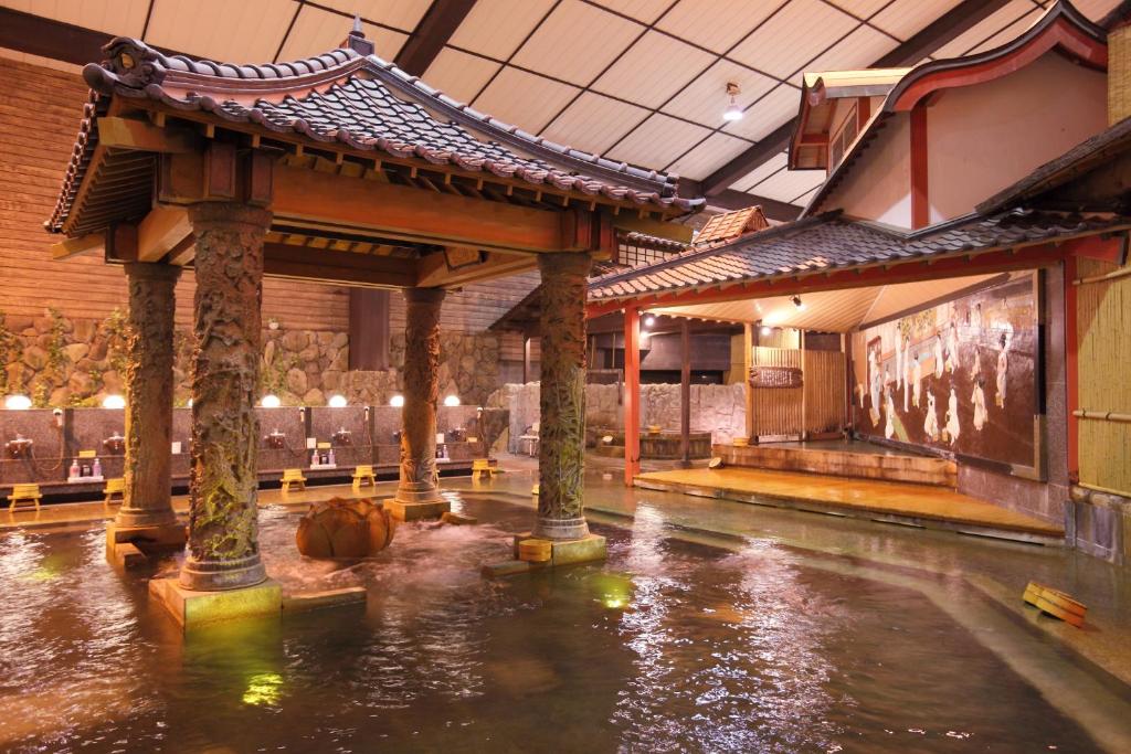 Ibusuki Hakusuikan Onsen Bath