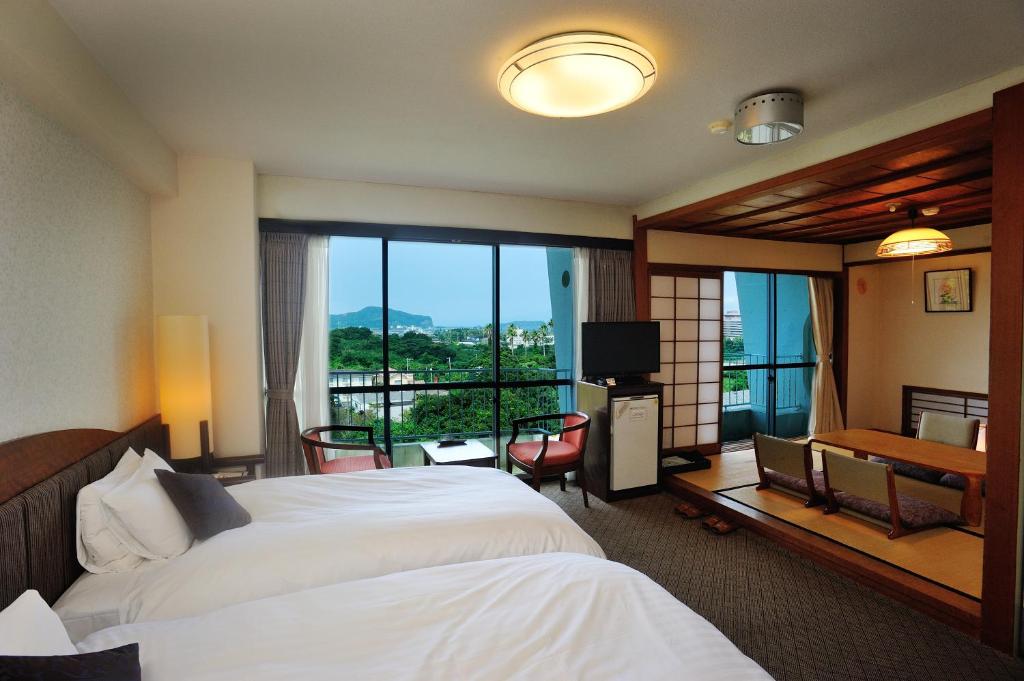 Ibusuki Royal Hotel Tatami And Western Room