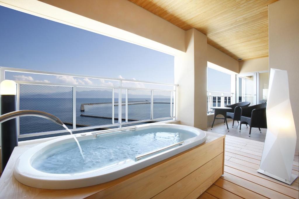 Ibusuki Seaside Hotel Outdoor Onsen