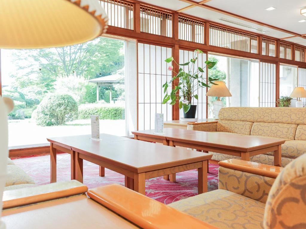 Ichinomata Onsen Grand Hotel Lobby Seating Area