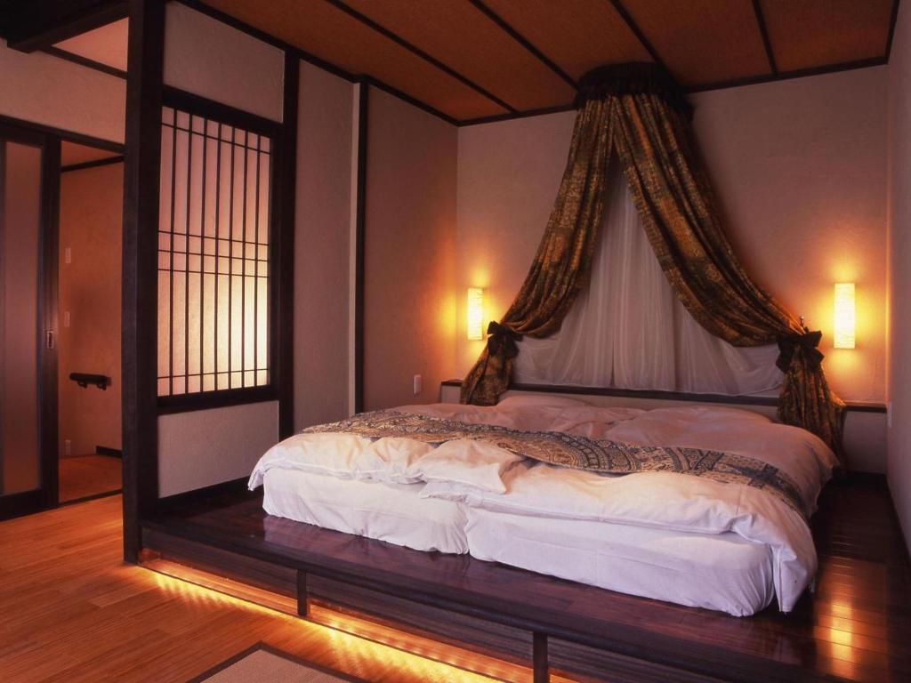 Ijika Daiichi Hotel Kagura Bedroom