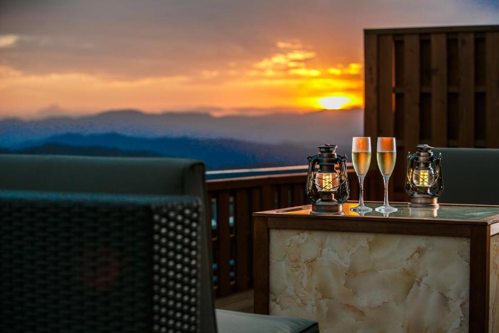 Ijika Daiichi Hotel Kagura Rooftop Sunset