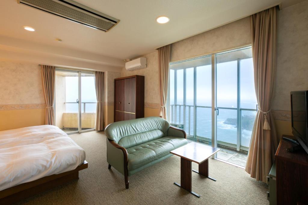 Ijika Daiichi Hotel Kagura Room Ocean View