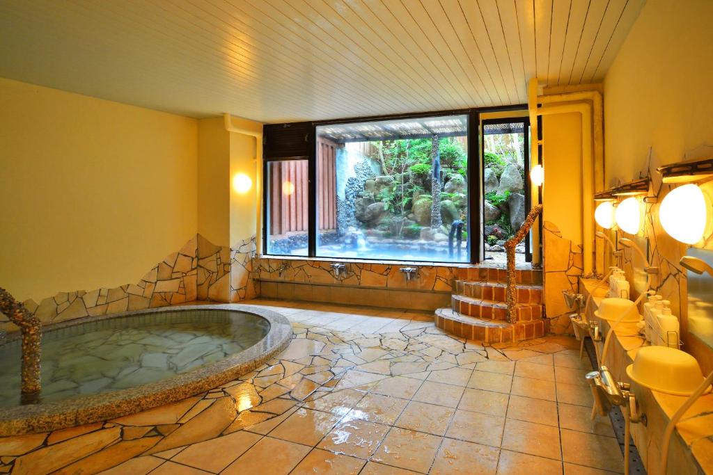 Inasayama Kanko Hotel Onsen Bath