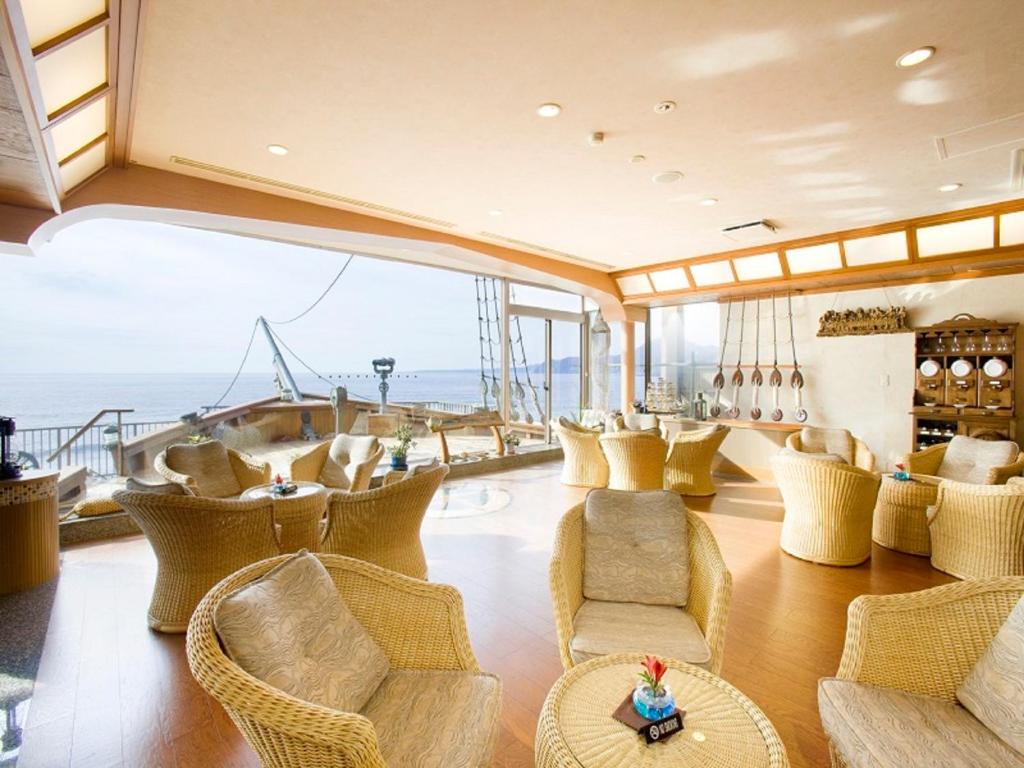 Inatori Tokai Hotel Yuen Lounge Sea View