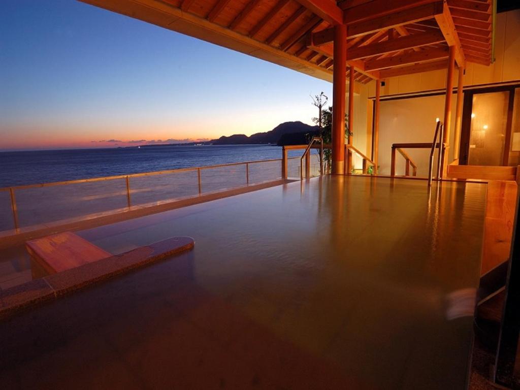 Inatori Tokai Hotel Yuen Onsen Sunset View