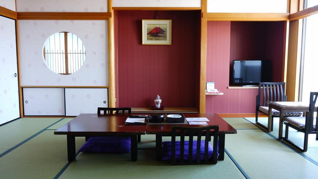 Internationalsightseeinghotelkishotei Tatami Dining Area