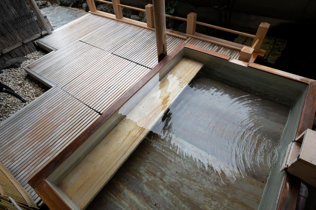 Isawa Tokiwa Hotel Onsen Bath