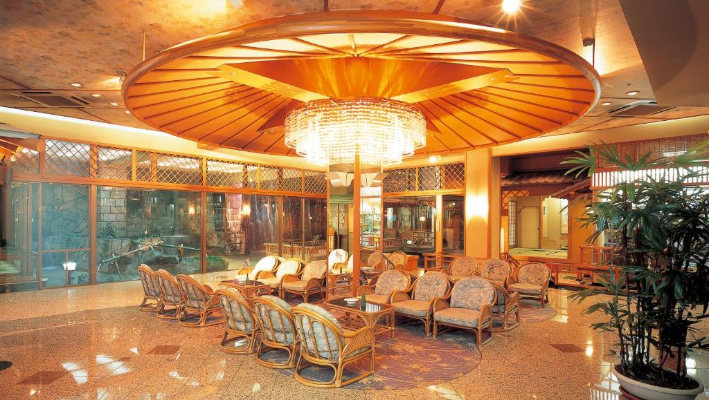 Isawa View Hotel Lobby Chandelier