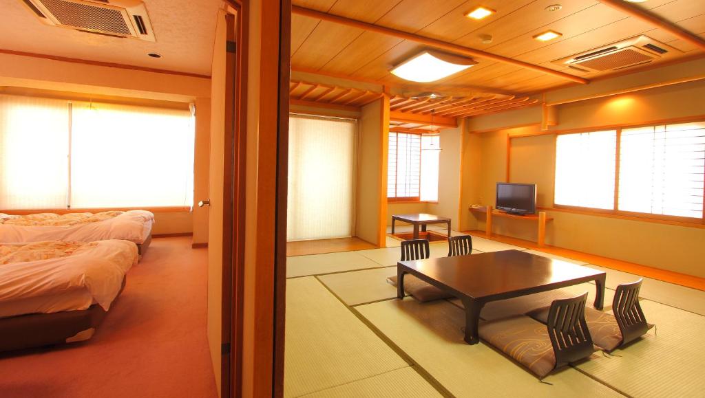 Isawa View Hotel Tatami Room Beds