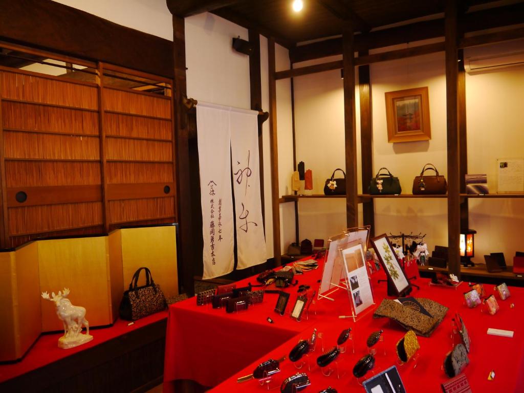 Itaniya Spa Gift Shop