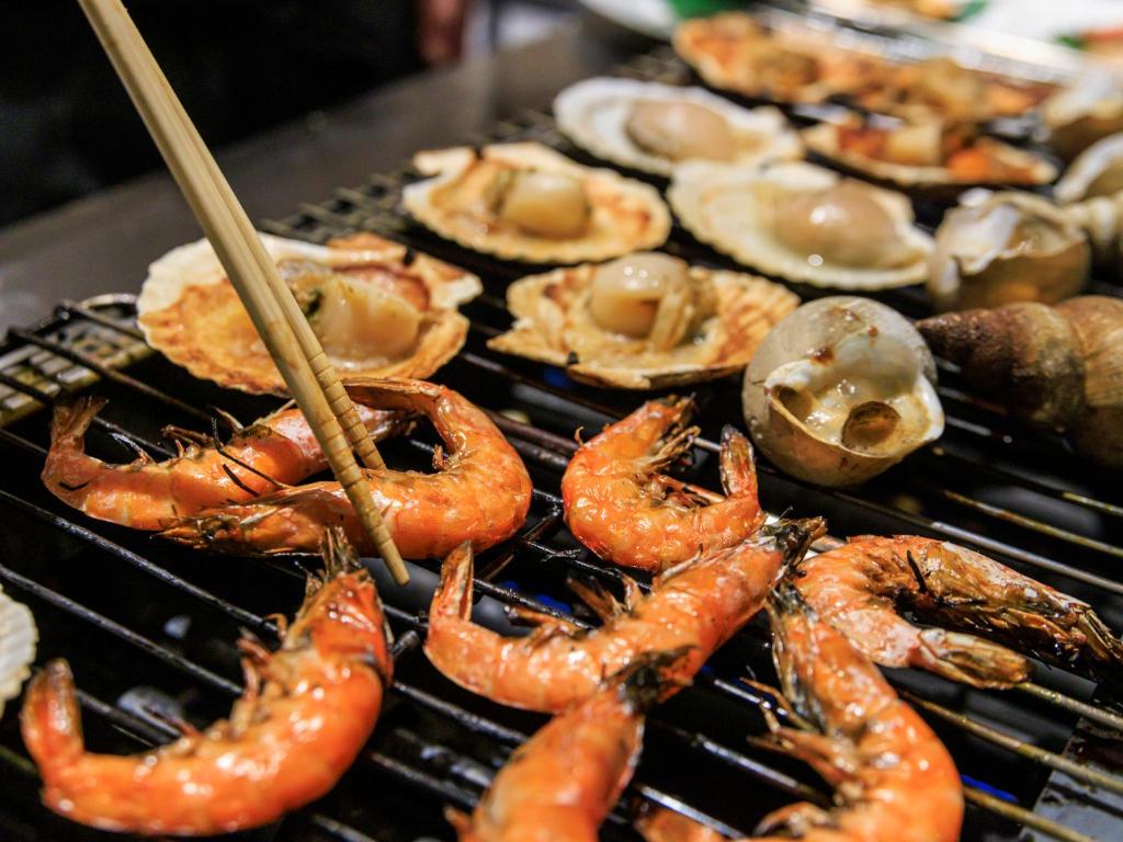 Ito Hotel Juraku Grilled Seafood