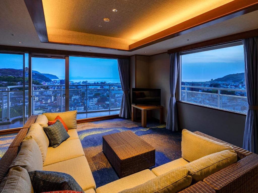 Itohoteljuraku Lounge With View