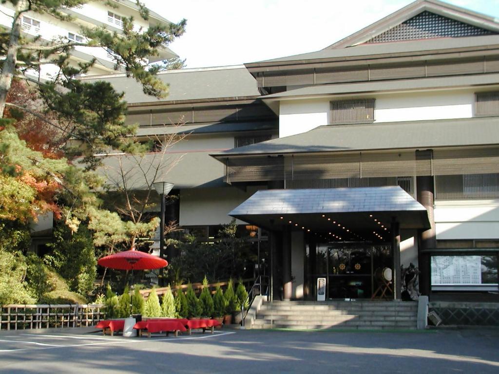 Itsuura Kanko Hotel Entrance