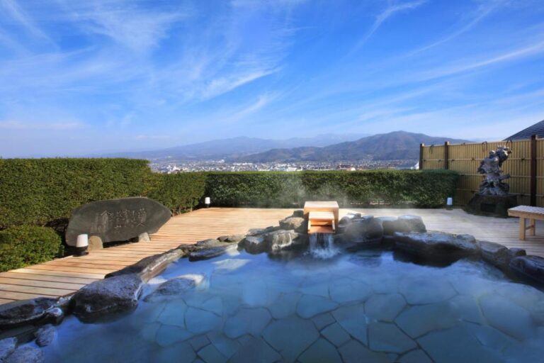 Japanese Inn Koyo Outdoor Onsen