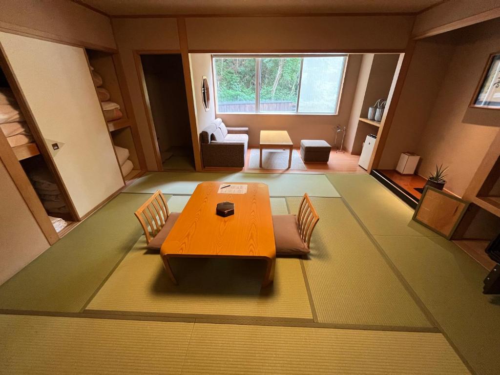 Jozankei Daiichi Hotel Suizantei Tatami Room Table