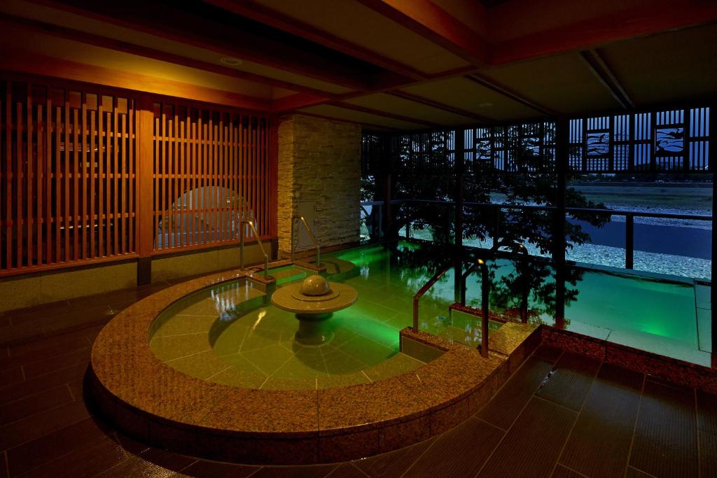Juhachiro Indoor Onsen