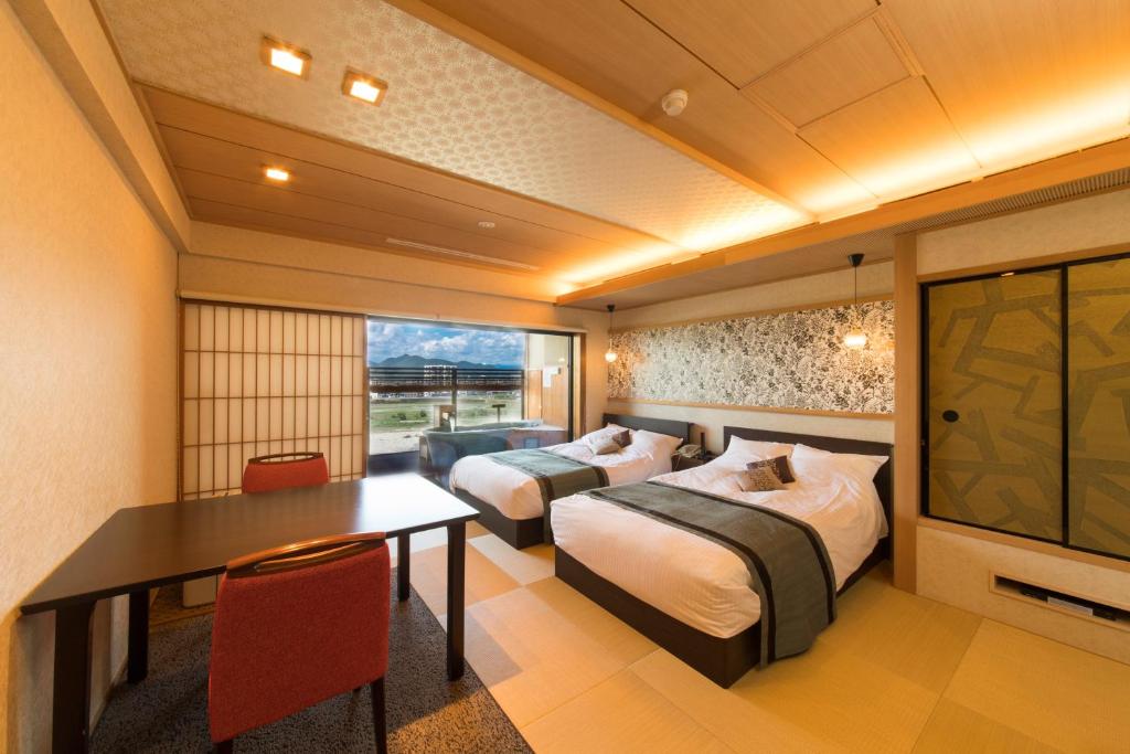 Juhachiro Modern Tatami Room