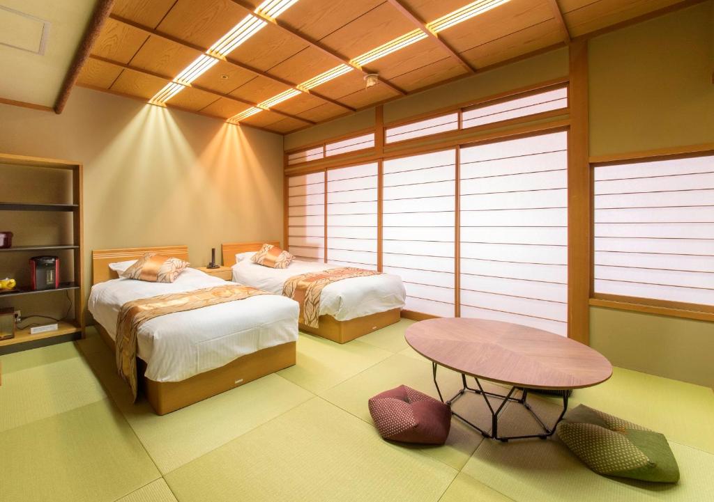 Juhachiro Tatami Room Beds Table
