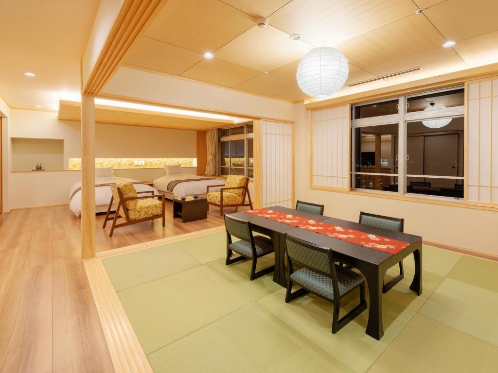 Jyoseikan Tatami Dining Bedroom