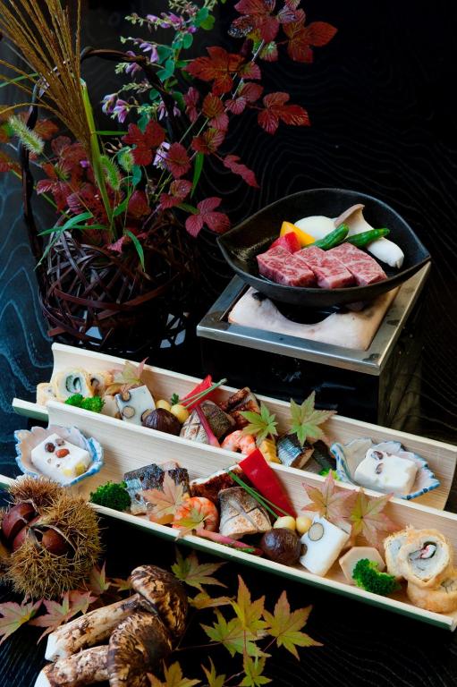 Kadonobo Ryokan Kaiseki Meal