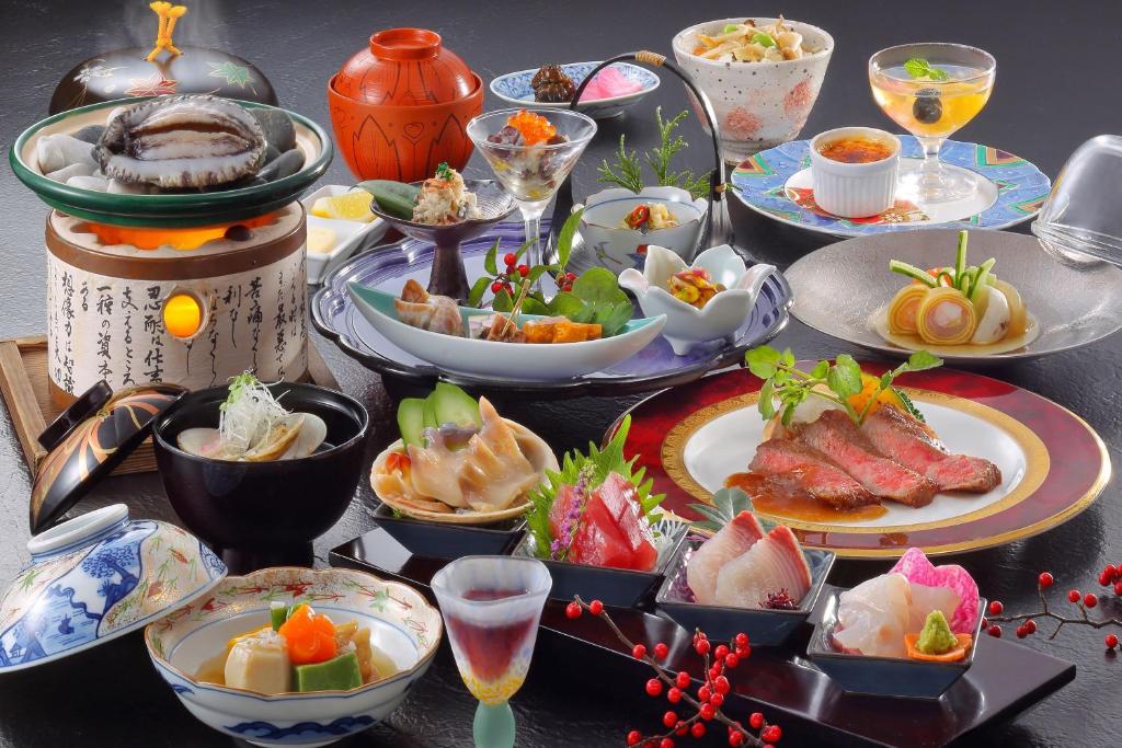 Kagaribi No Yu Ryokusuitei Kaiseki Cuisine