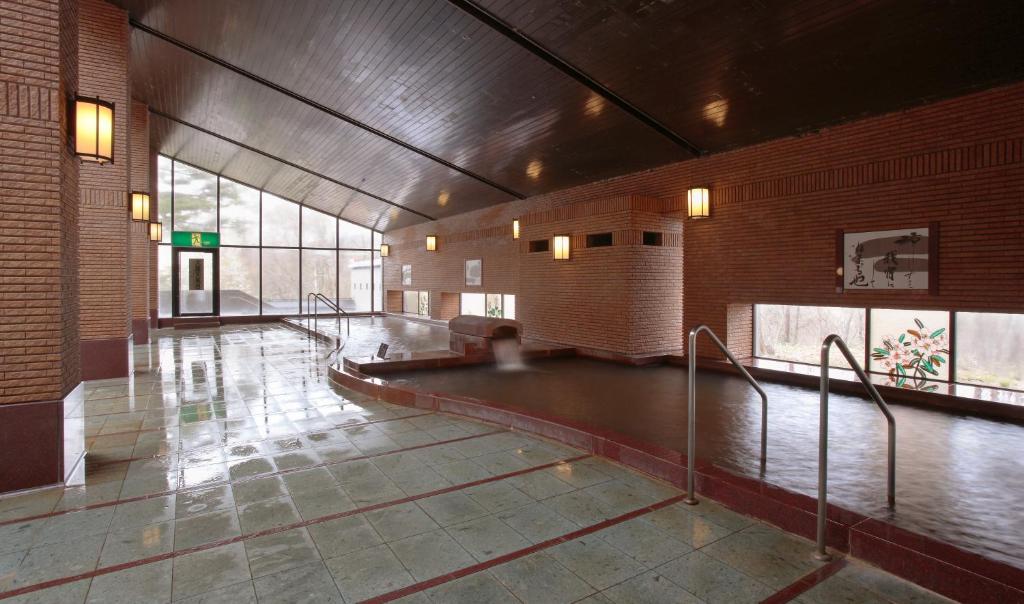 Kagaribi No Yu Ryokusuitei Onsen Bath