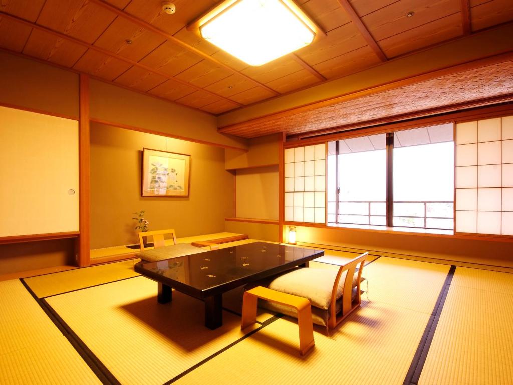 Kagaya Traditional Tatami Room
