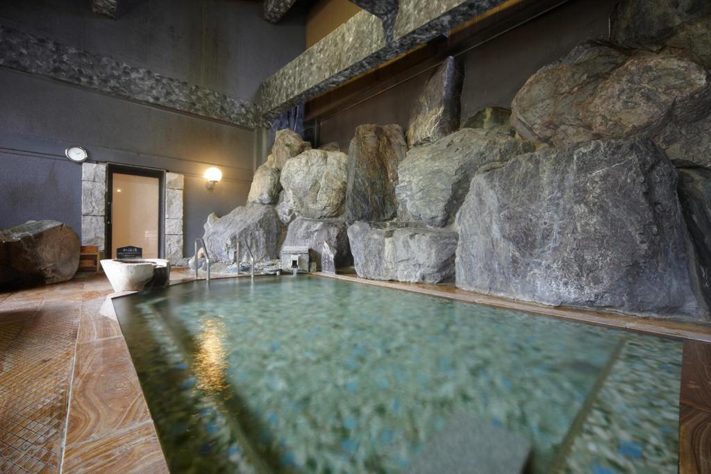 Kagetsu Onsen Bath