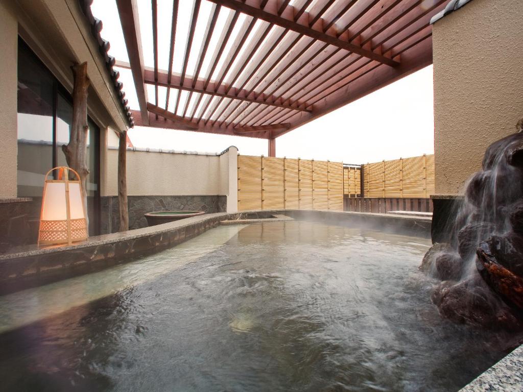 Kaigetsukan Open Air Onsen
