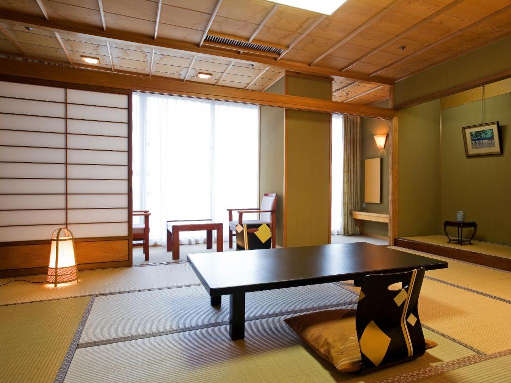 Kaigetsukan Traditional Tatami Room