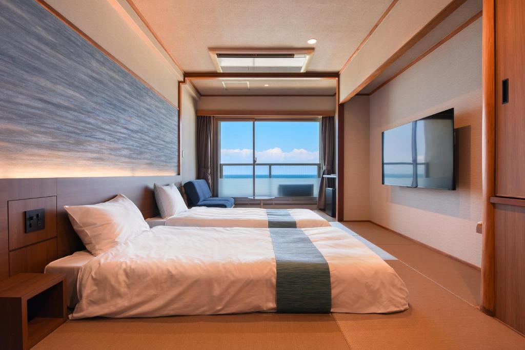 Kaike Seaside Hotel Tatami Room Beds Ocean View