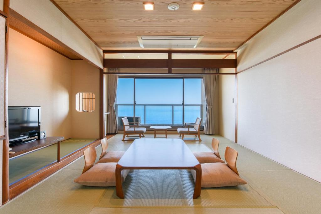 Kaike Seaside Hotel Tatami Room Ocean View