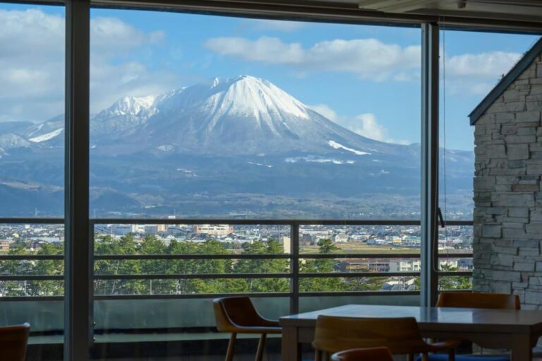Kaike Tsuruya Mountain View