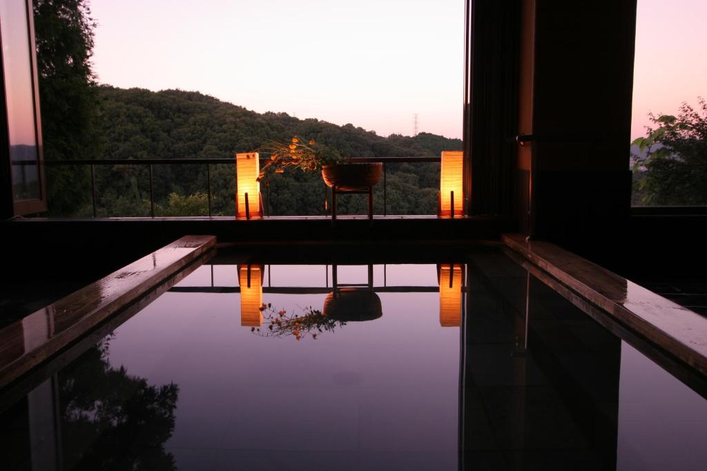 Kakimotoya Onsen View