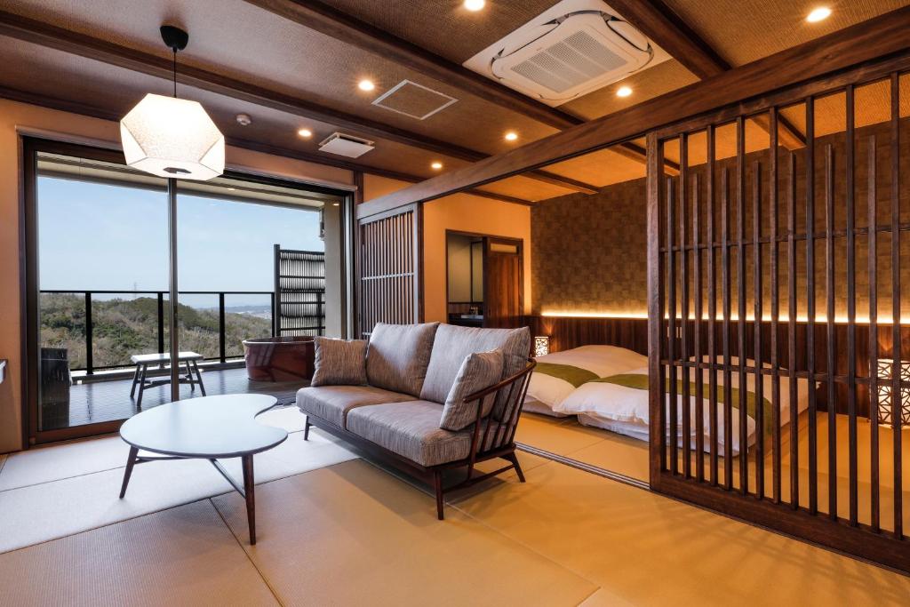 Kakimotoya Tatami Room Balcony