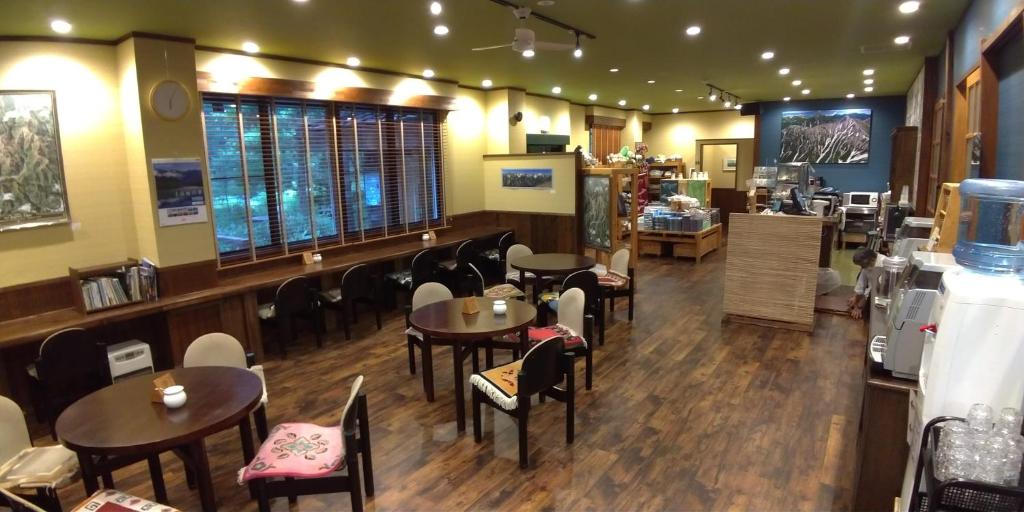 Kamikochi Nishi Itoya Mountain Lodge Dining Area