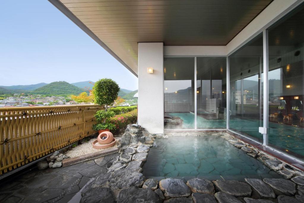 Kamino Yama Azumaya Onsen View