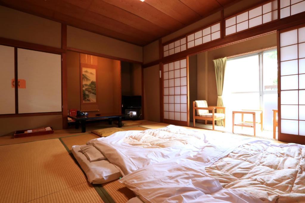 Kamiobo Traditional Ryokan Room