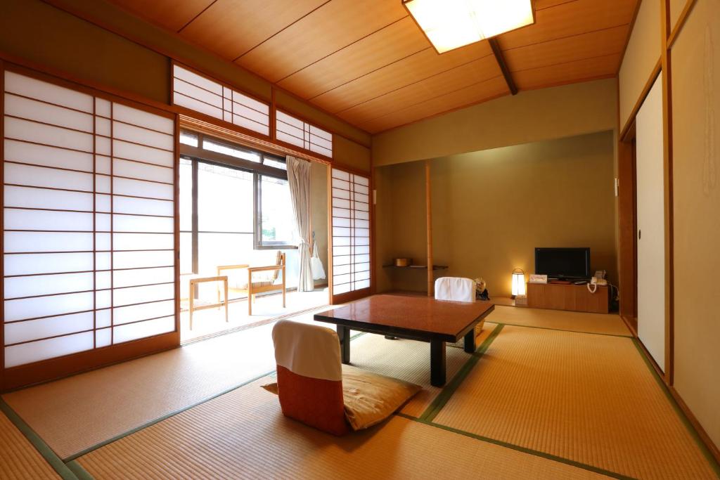 Kamiobo Traditional Tatami Room