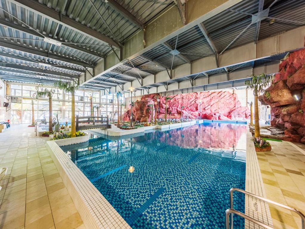 Kamogawa Hotel Mikazuki Indoor Pool