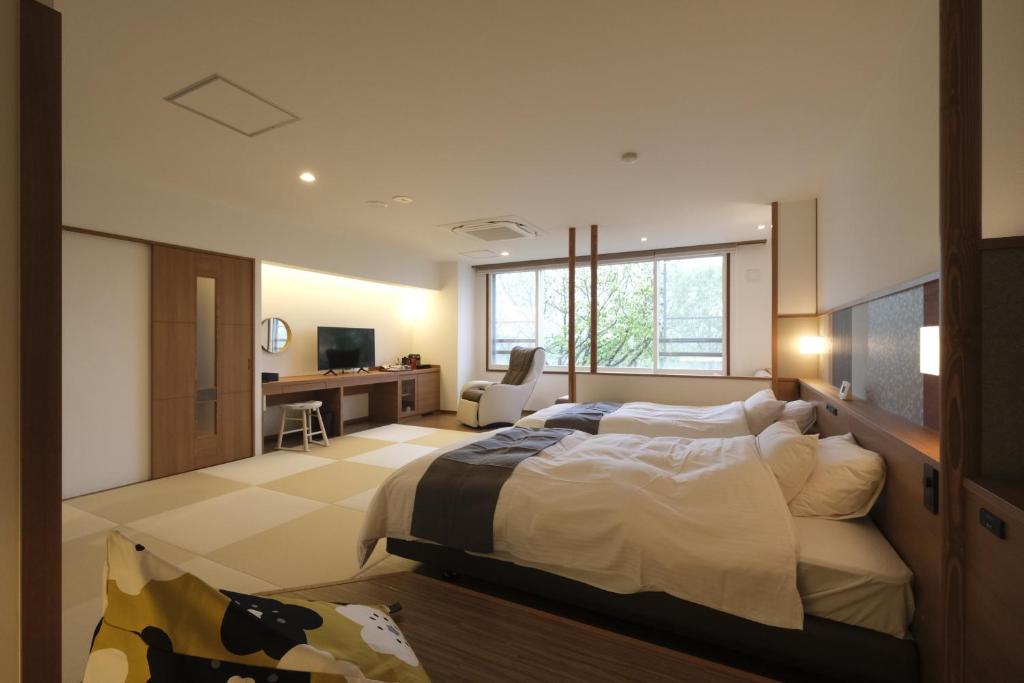 Kangetsuen Modern Tatami Room